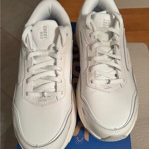 Brooks Ghost Max White leather women’s sneakers